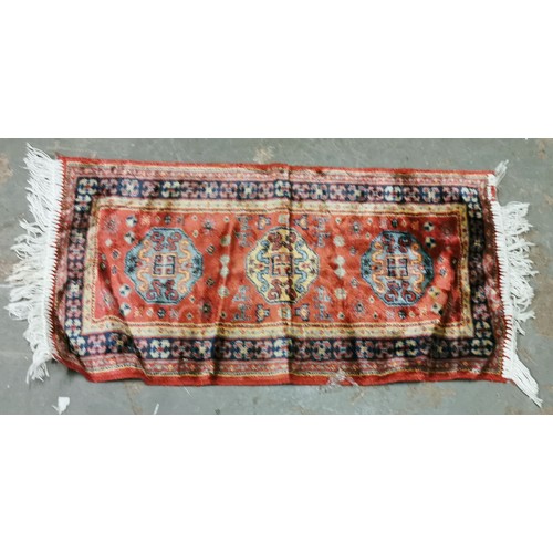 77 - Approx 68 x 35 cm small Chinese silk rug