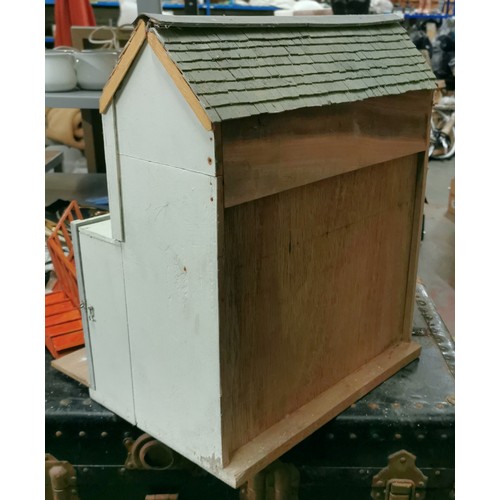 121 - 42 x 38 x 50 cm wooden shed art dolls house - needs some TLC