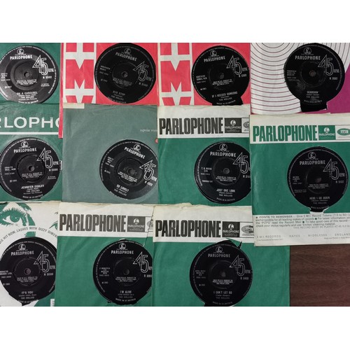 268 - 11 x the Hollies vinyl singles