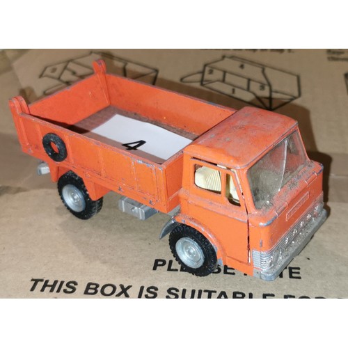 4 - Dinky Toys Ford D800 tipper wagon - orange