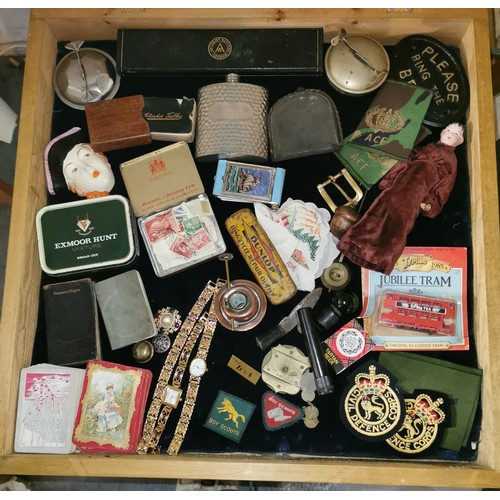 134 - 55 x 55 cm light wood flat counter top display case and assorted contents