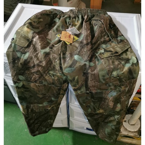 73 - New and tagged (54.99 ticket price) pair of Jack Pyke Hunter camo print trousers size M