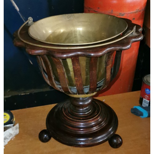 155 - 40 cm tall pedestal ice bucket with brass bowl and ball feet