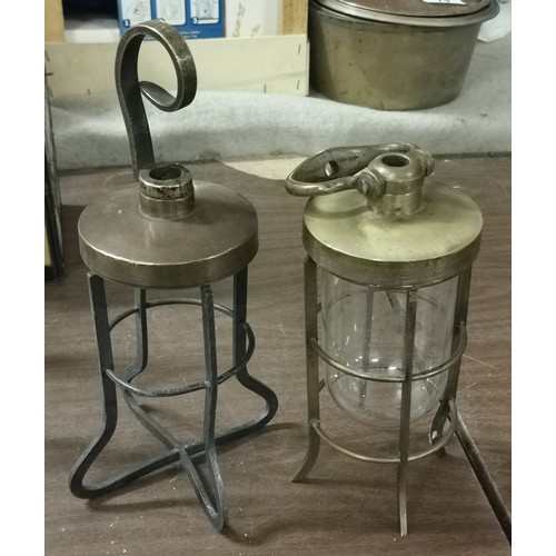 318 - 2 x vintage brass ships hanging or table oil lamps, 1 complete with glass