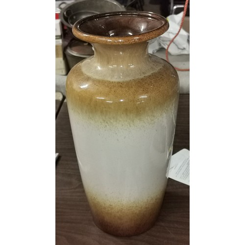 Lot 222       