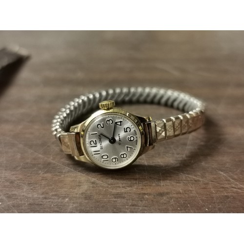 30 - Sekonda ladies 17 jewel watch with gold tone elasticated strap - works intermittently so will need s... 