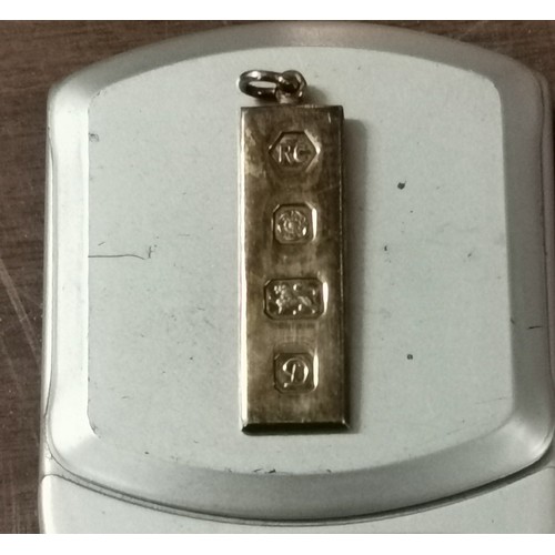 25 - Gold plated silver ingot, weight 16 gms