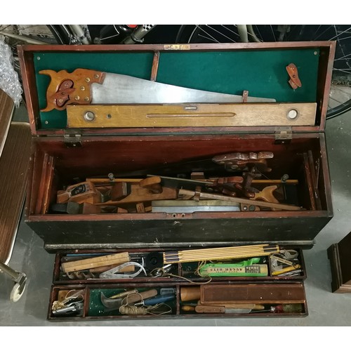 172 - 74 x 29 x 43 cm large carpenters tool box and assorted tools etc
