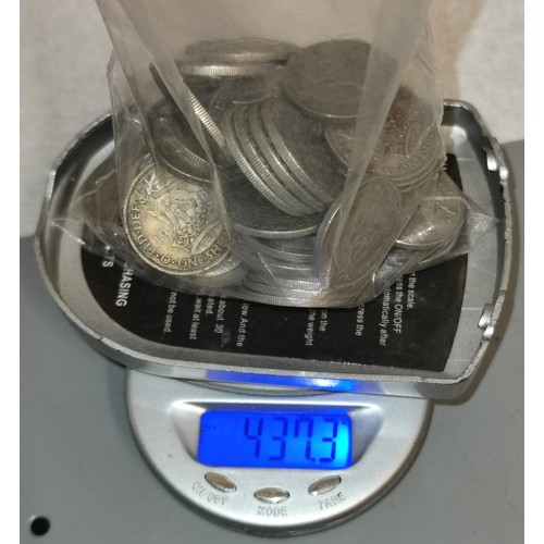 38 - Large bundle of George V & George VI One shilling coins, 276 gms being 1947+