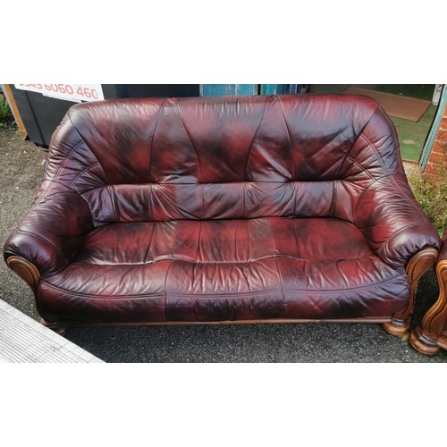 166 - Vintage Evreux Antier oxblood leather Fissato Bordeau 3 piece suite with complete lift out cushionin... 