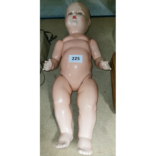 Lot 225       