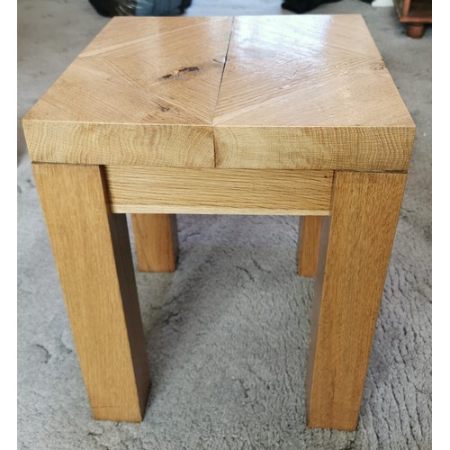 59 - 36 x 36 x 46 cm bespoke timber block side table