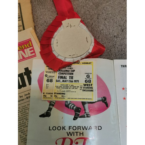 97 - 1971 rugby challenge cup (Leigh vs Leeds)newspaper, programme with match tickets and rosettes plus s... 