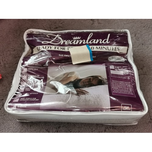 141 - As new Dreamland double soft fleece heated under blanket