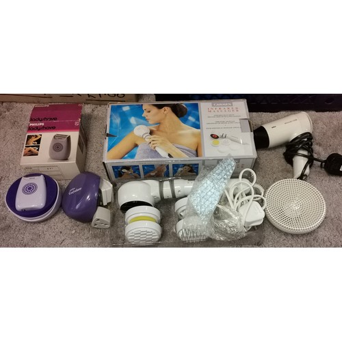 163 - Boxed Carmen hand held massager, Boxed Philips lady shave and loose Braun hairdryer with diffuser