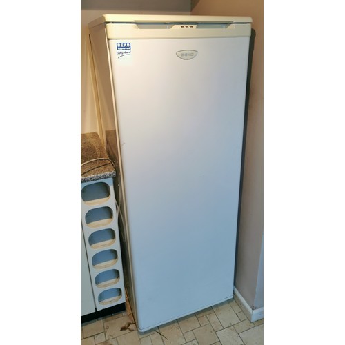 211 - 55 cm wide and 145 cm tall White Beko 5 drawer upright freezer