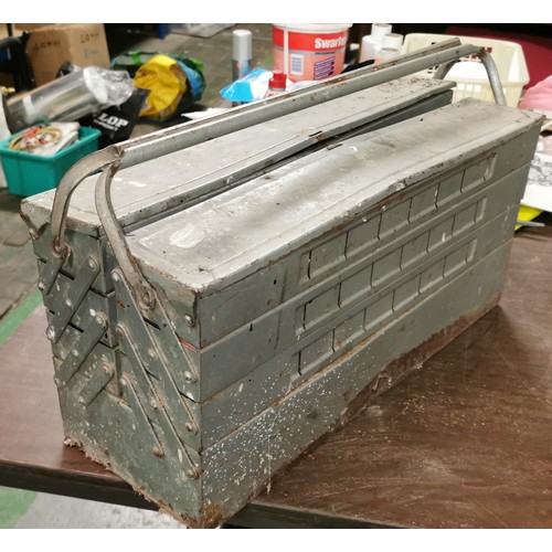 307 - Vintage metal cantilever tool box and contents