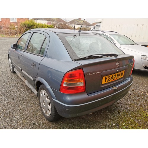 481 - 2001 registered Vauxhall Astra LS DTi 5 door hatch back diesel car. Been stood for around 18 months ... 