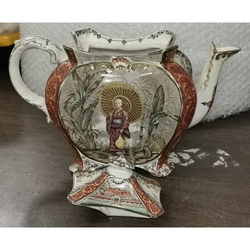 41 - 19th century picture pattern teapot, very good condition apart from crack on base