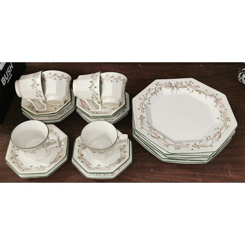 266 - Johnson Bros eternal beau 6 place setting teaset (1 saucer oversize) and 5 x matching dinner plates