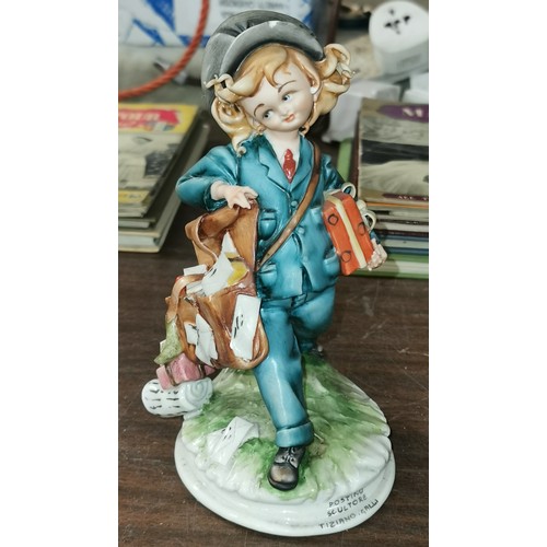 34 - 1970's 19 cm tall Tiziano Galli (Capodimonte) porcelain figure titled Postino Scultore - tiny chip o... 