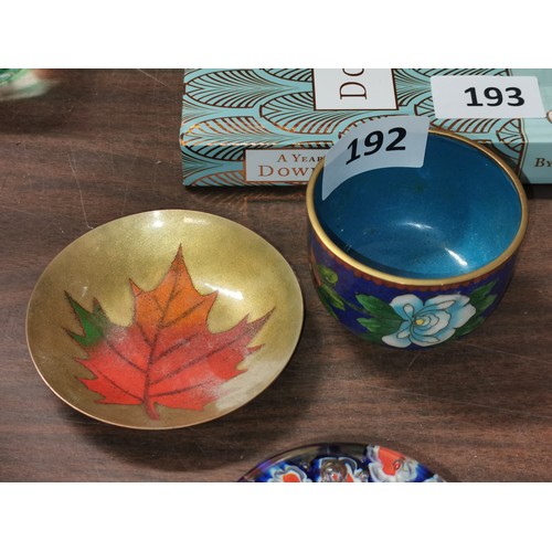 192 - 10 cm diameter cloisonne maple leaf dish and Oriental pot