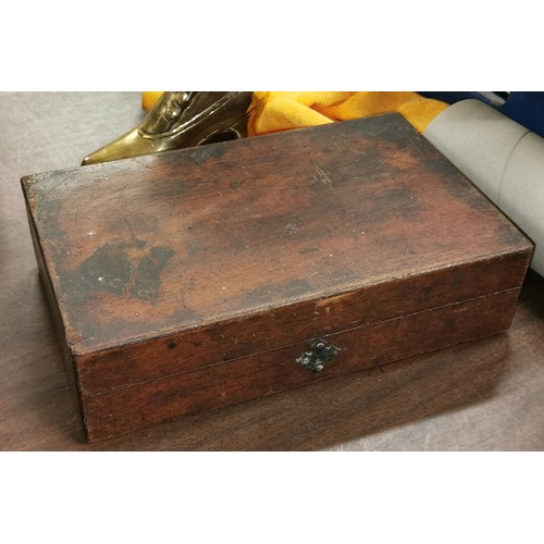 65 - 28 x 18 x 8 cm old wooden box with assorted old drill bits etc