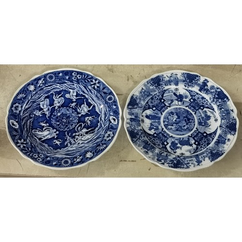 368 - Pair of 27.5 cm diameter Spode Copeland blue and white pattern cabinet plates