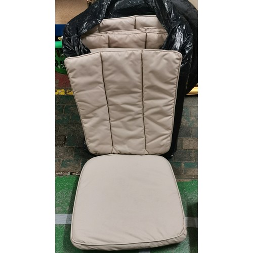 377A - As new set of 4 x patio chair seat cushions and back pads