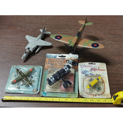 237 - 3 x new and carded plus 2 x other larger model aeroplanes