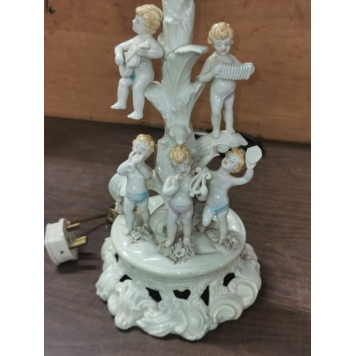 153 - 44 cm tall Italian porcelain cherubs table lamp