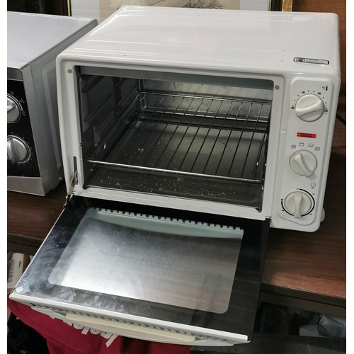 79 - Coopers of Stortford 45 cm wide compact 23 litre counter top oven