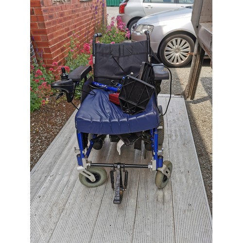 337 - Wheeltech Enigma Energi power chair electric wheelchair with charger - charges but power light keeps... 