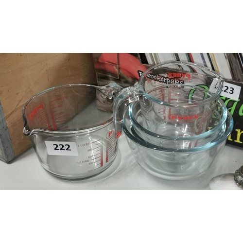 222 - 3 x Pyrex dishes and 2 x Pyrex jugs in mint condition