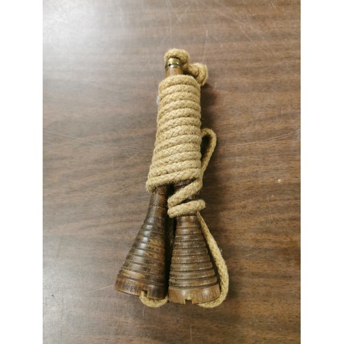 447 - Vintage wooden handle skipping rope