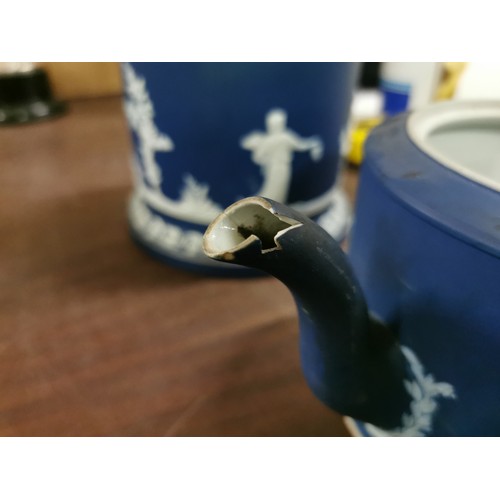 439 - Wedgwood Jasperware teapot with damage and similar biscuit caddy with small chip on lid