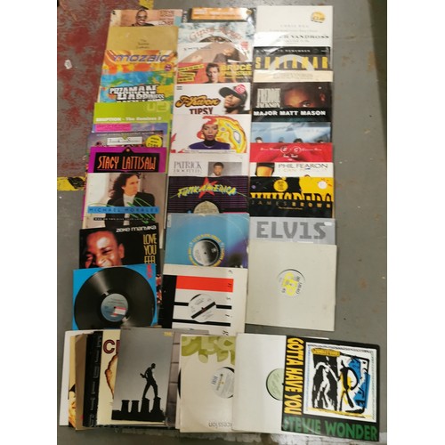 453 - Good bundle of assorted 1970-1990 vinyl 12