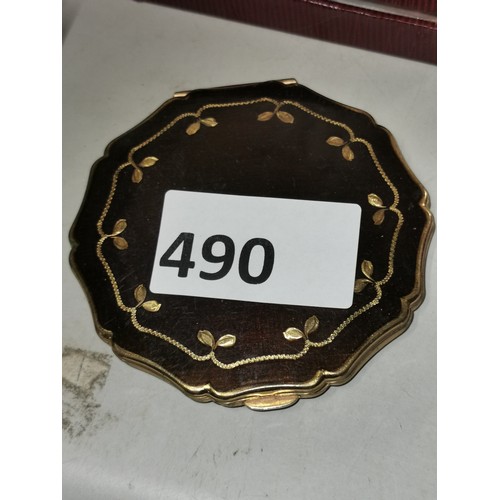 Lot 490       