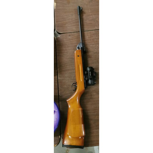 73 - .177 air rifle in as new condition with Milbro x30 scope