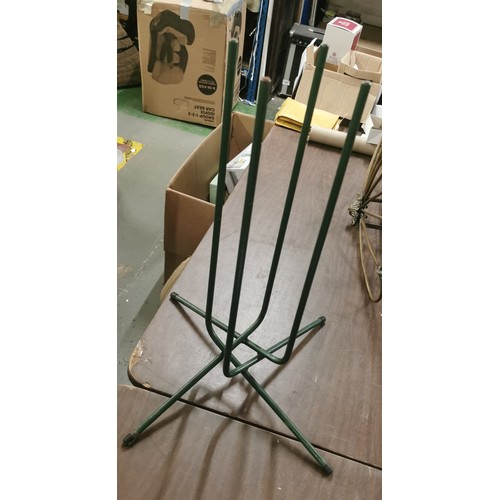 29 - Steel wellington boot stand