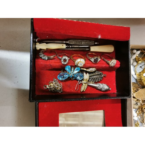 53 - 2 x small jewellery boxes and contents