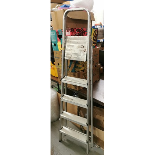 52 - Abru aluminium 4 step platform ladder