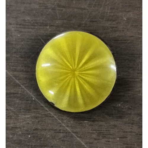 32 - 2.5 cm diameter yellow iridescent brooch in hallmarked silver mount