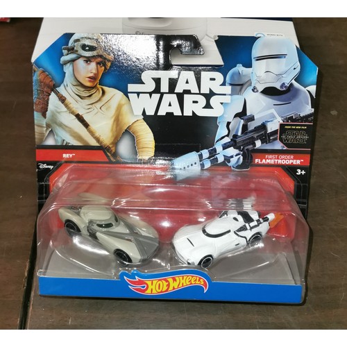 183 - New and carded Hot Wheels Star wars twin pack - Rev & Flame Trooper