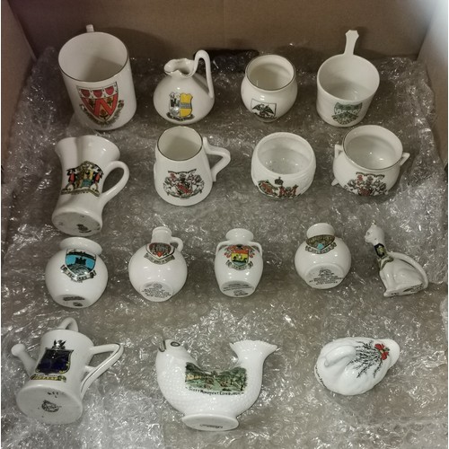 292 - Job lot of assorted Goss, Arcadian etc crestware pots, jugs and novelty ornaments