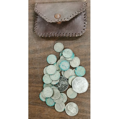 43 - Vintage leather purse of Elizabeth II silver UK coinage