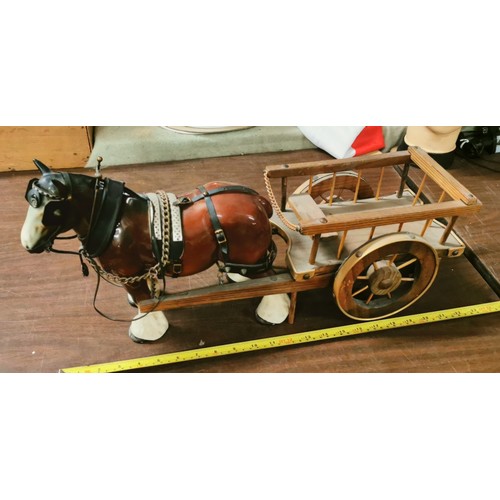 265 - 31 cm long and 26 cm tall large shire horse figure with wooden cart