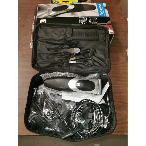 273 - Boxed (used) Wahl Endurance, clip and rinse hair cutting set