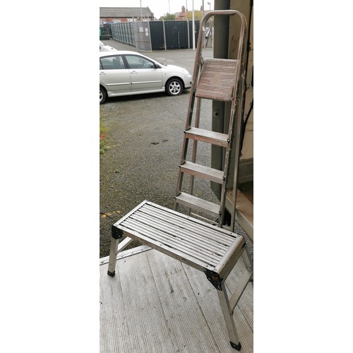 4 - Aluminium 4 step platform ladder and folding 1 step decorators platform