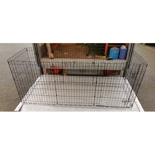 46 - 4 x 4 ft or 6 x 2 ft folding metal pen with gate